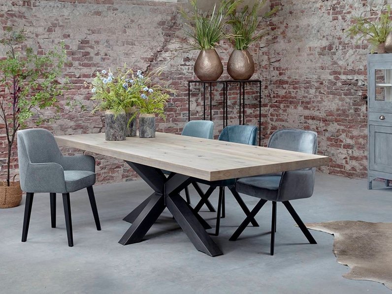 Eetkamertafel BIG recht, metalen spider-poot (6 cm dik)