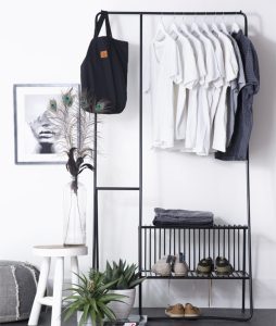 Kledingrek-black.jpg