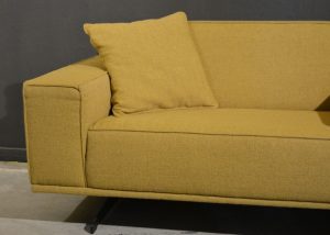 gele-fauteuil-2.jpg