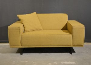 gele-fauteuil.jpg