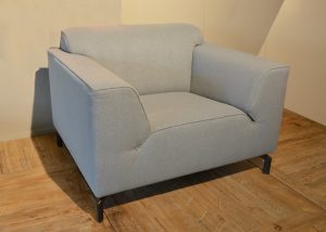 grijs-blauwe-fauteuil-2.jpg