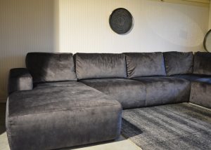 u-bank-more-zwart-2.jpg