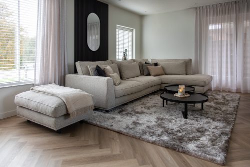 Nadine - Claire Lodge Beige 05